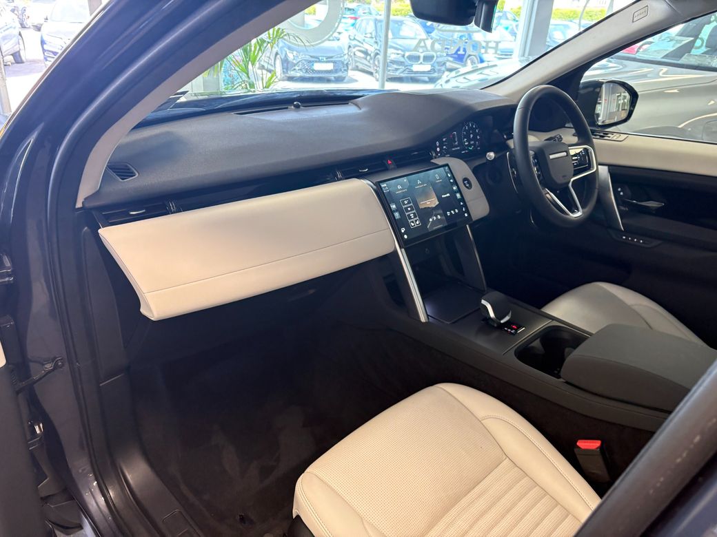 2024 Land Rover Discovery Sport