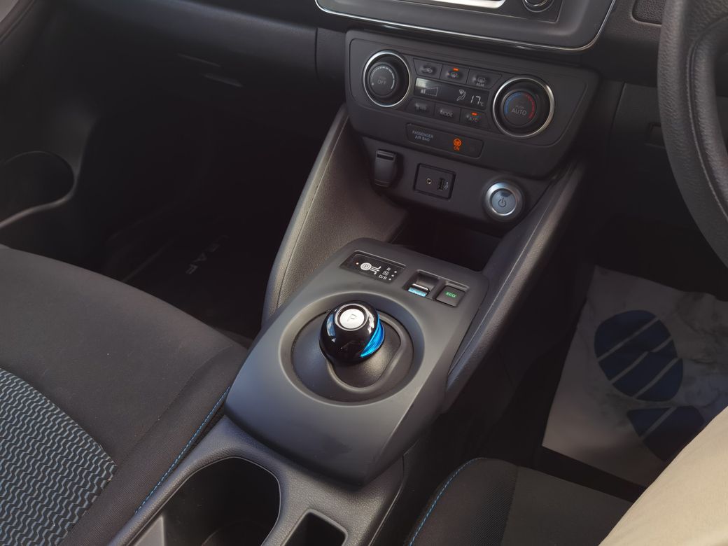 2023 Nissan Leaf