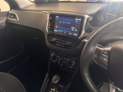 2017 Peugeot 208