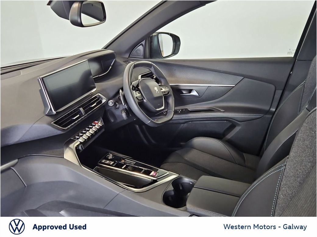 2025 Peugeot 5008