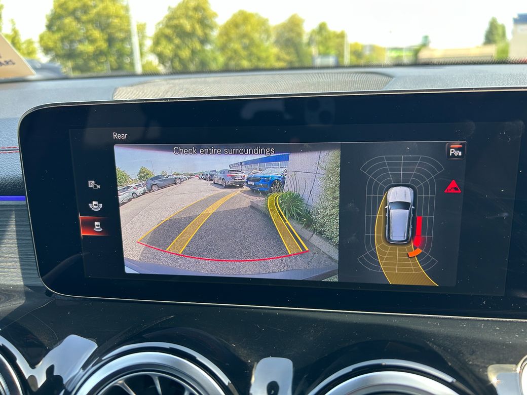 2023 Mercedes-Benz EQB