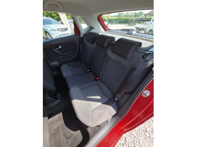 2015 Volkswagen Polo