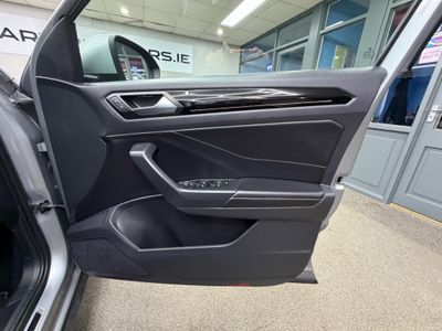 2023 Volkswagen T-Roc