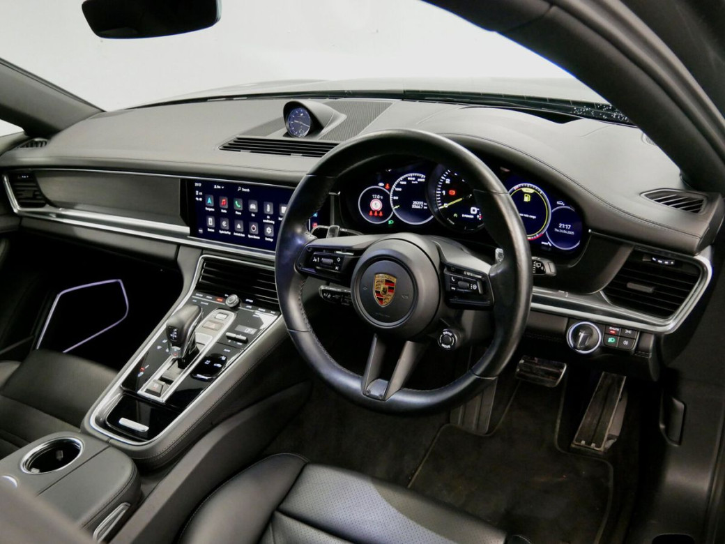2023 Porsche Panamera