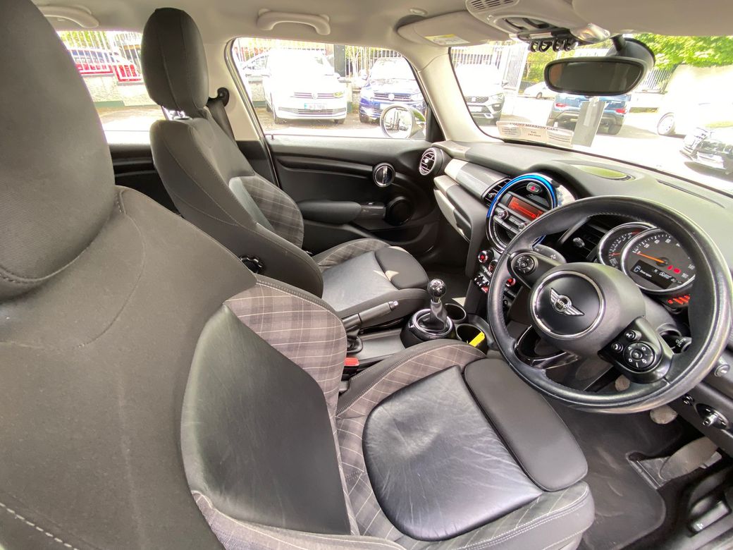 2017 Mini Cooper
