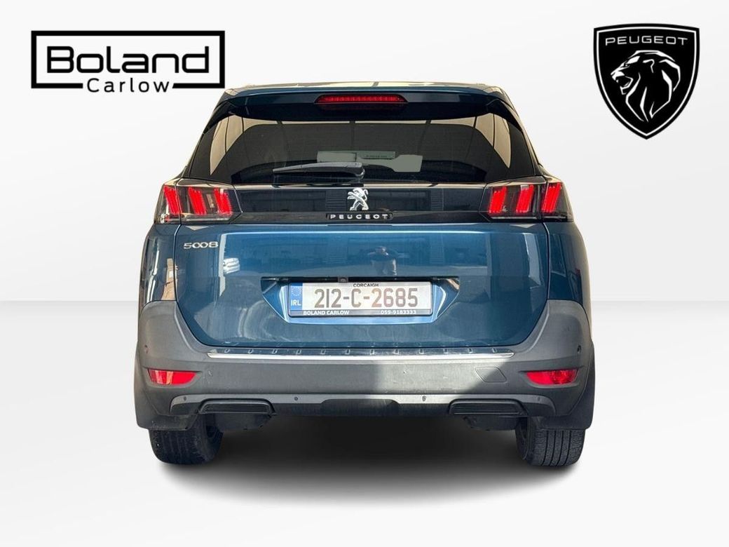 2021 Peugeot 5008