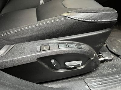 2017 Volvo V40