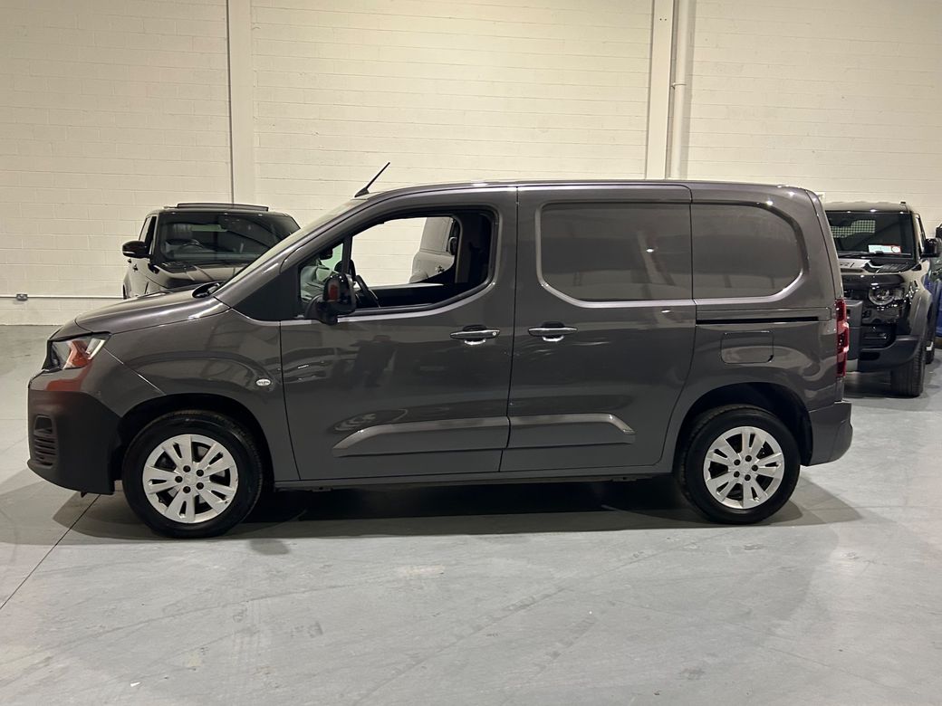 2021 Peugeot Partner