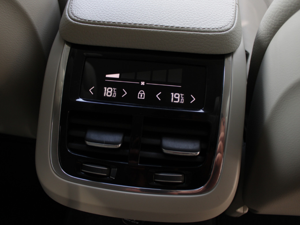 2019 Volvo V90