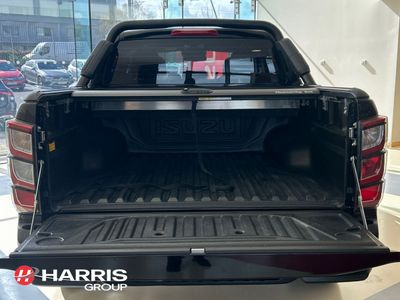 2026 Black Isuzu D-MAX