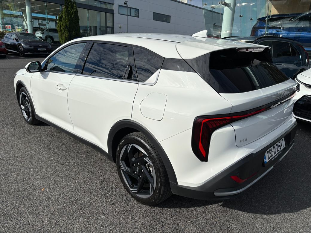 2026 Kia K4