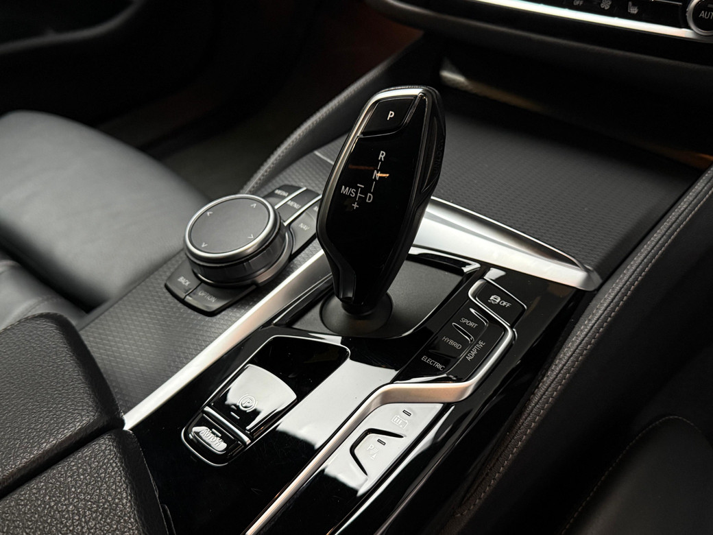 2022 BMW 5 Series