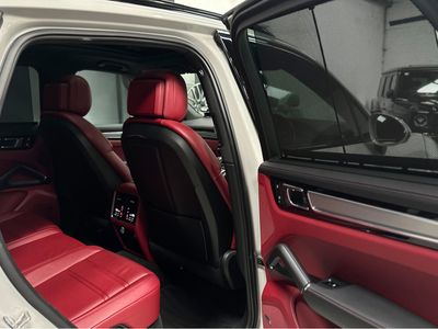 2023 Porsche Cayenne