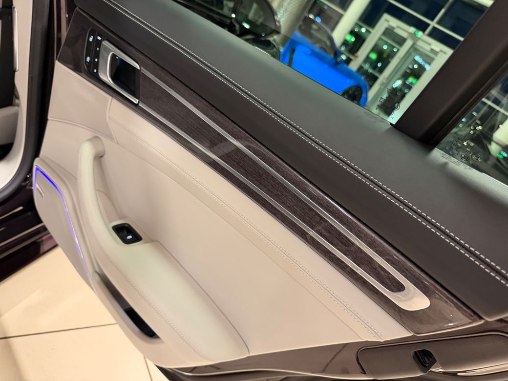 2023 Porsche Panamera