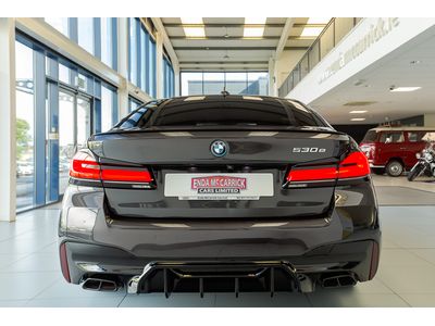 2023 BMW 530
