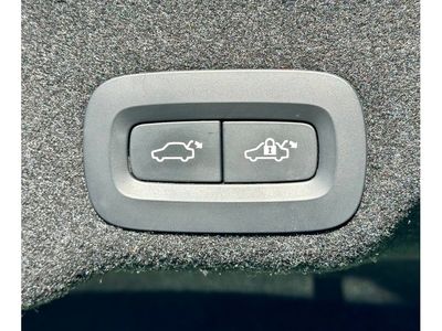 2021 Volvo S90