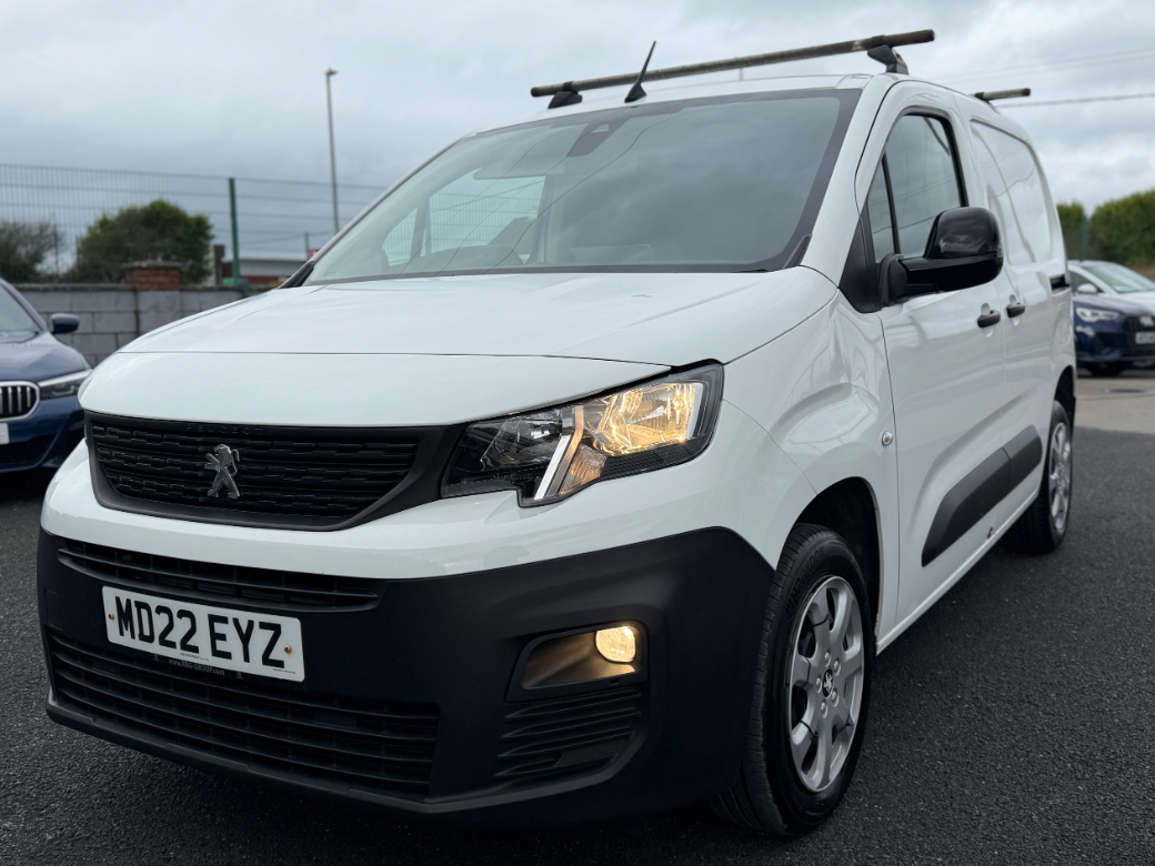 2022 Peugeot Partner