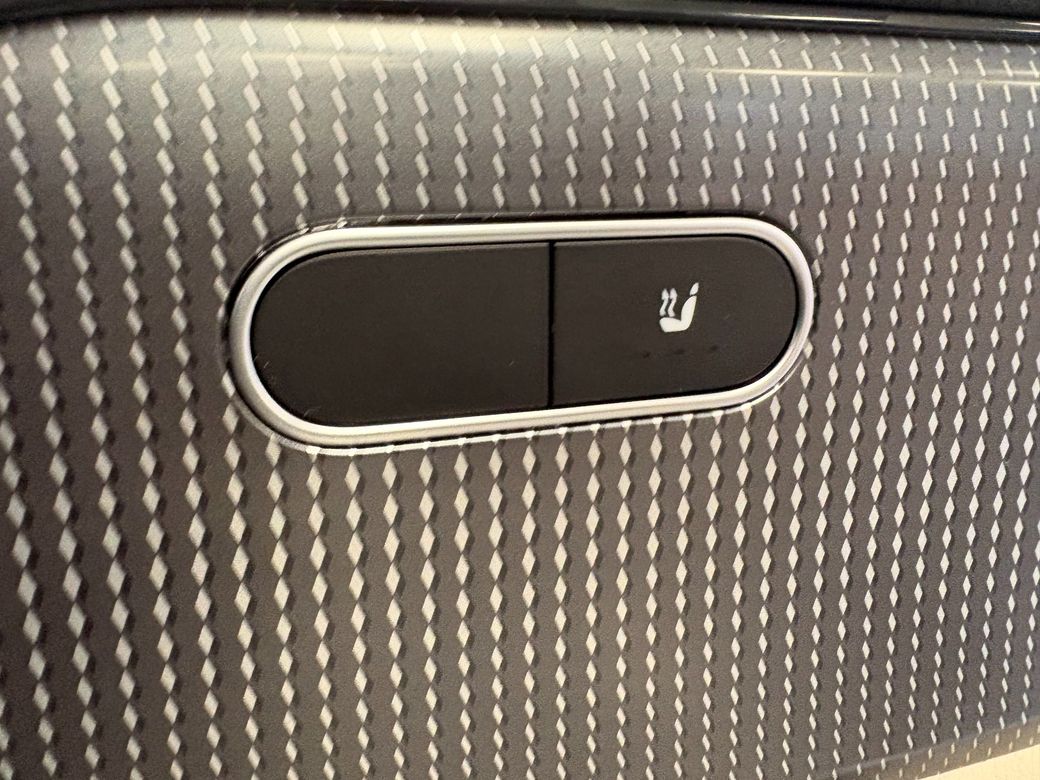 2023 Mercedes-Benz GLB Class