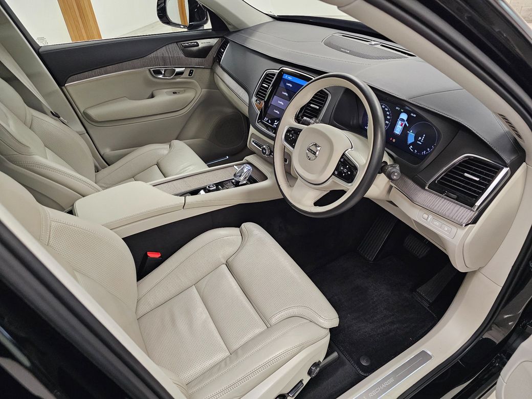 2022 Volvo XC90