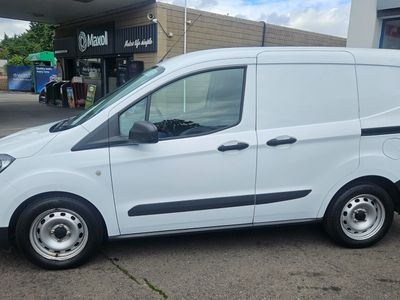 2022 Ford Transit Courier