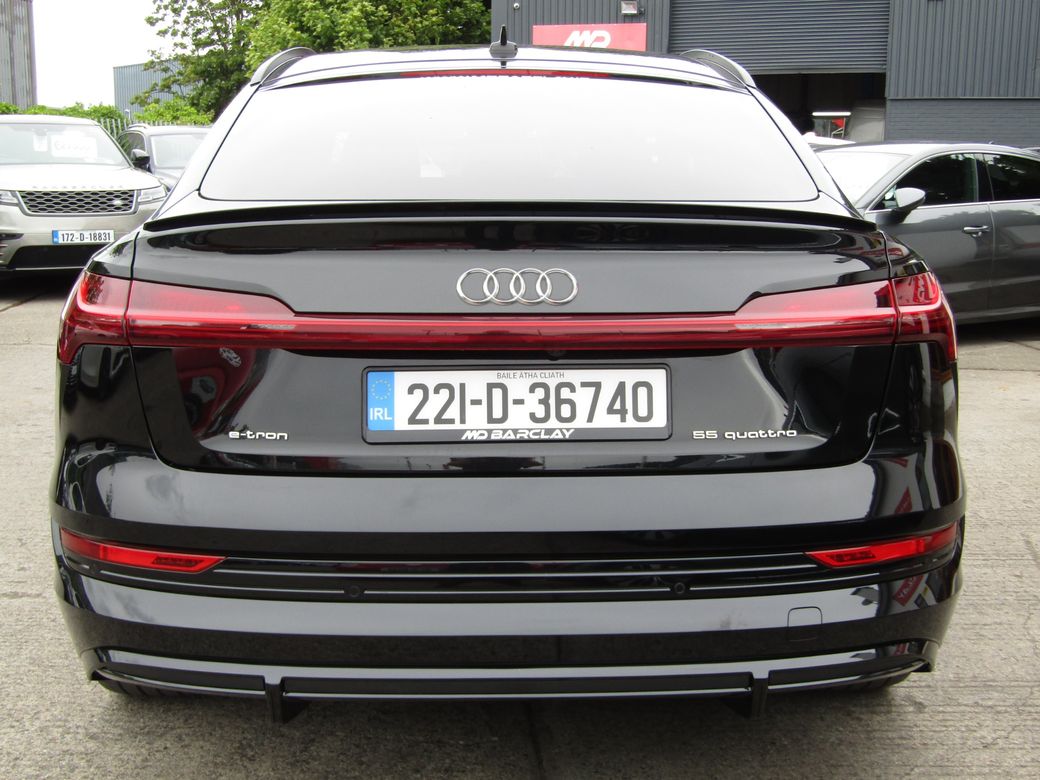 2022 Audi e-tron