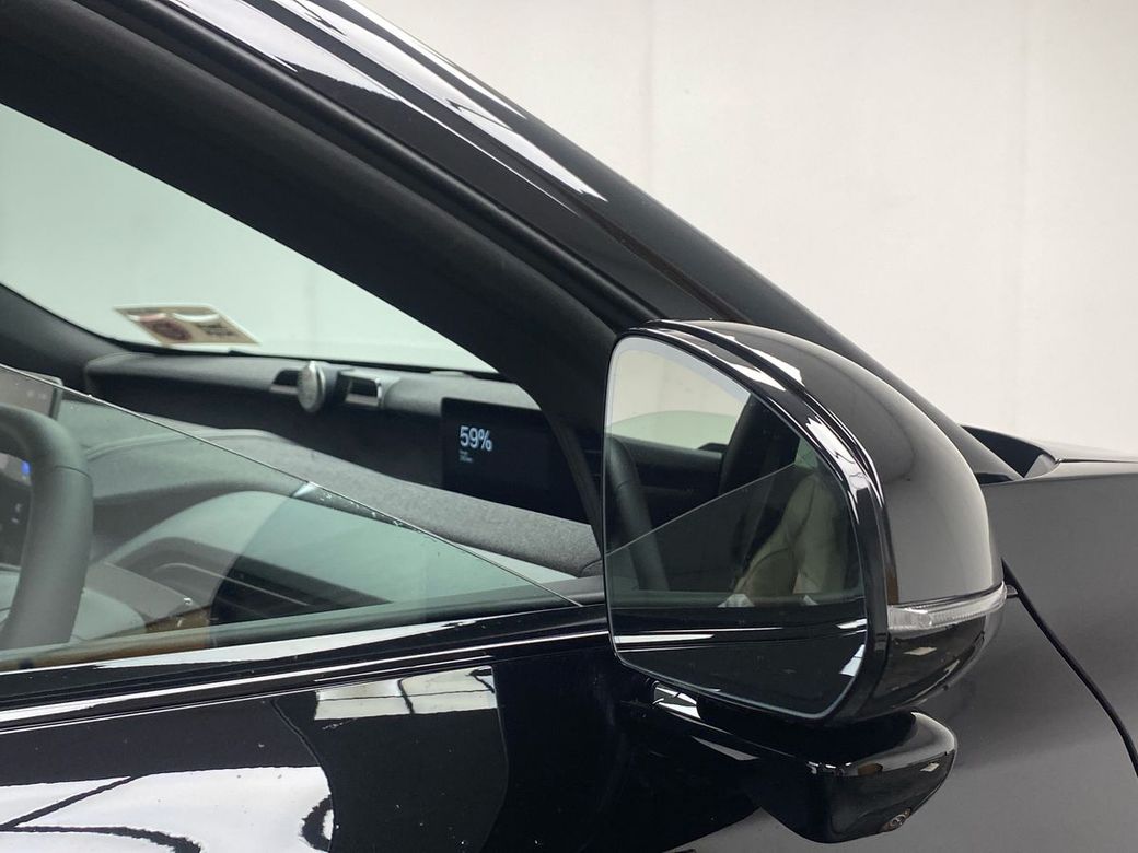 2027 Volvo EX60