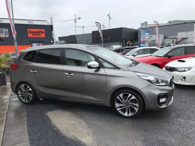 2017 Kia Carens
