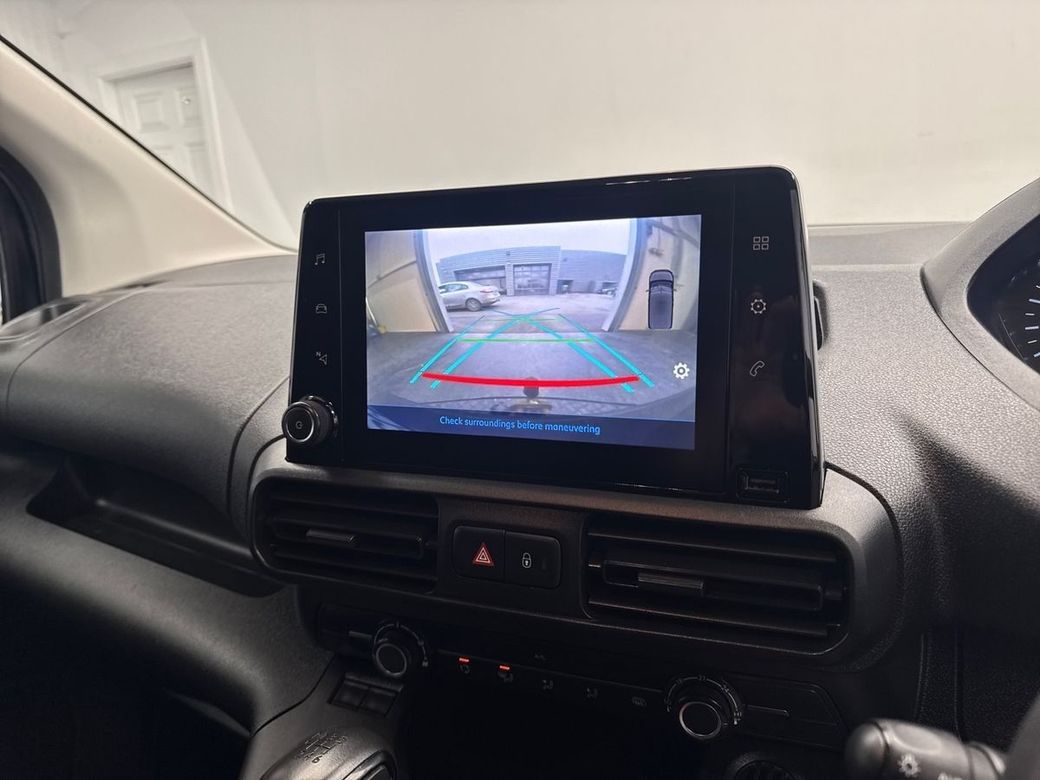 2024 Peugeot Partner