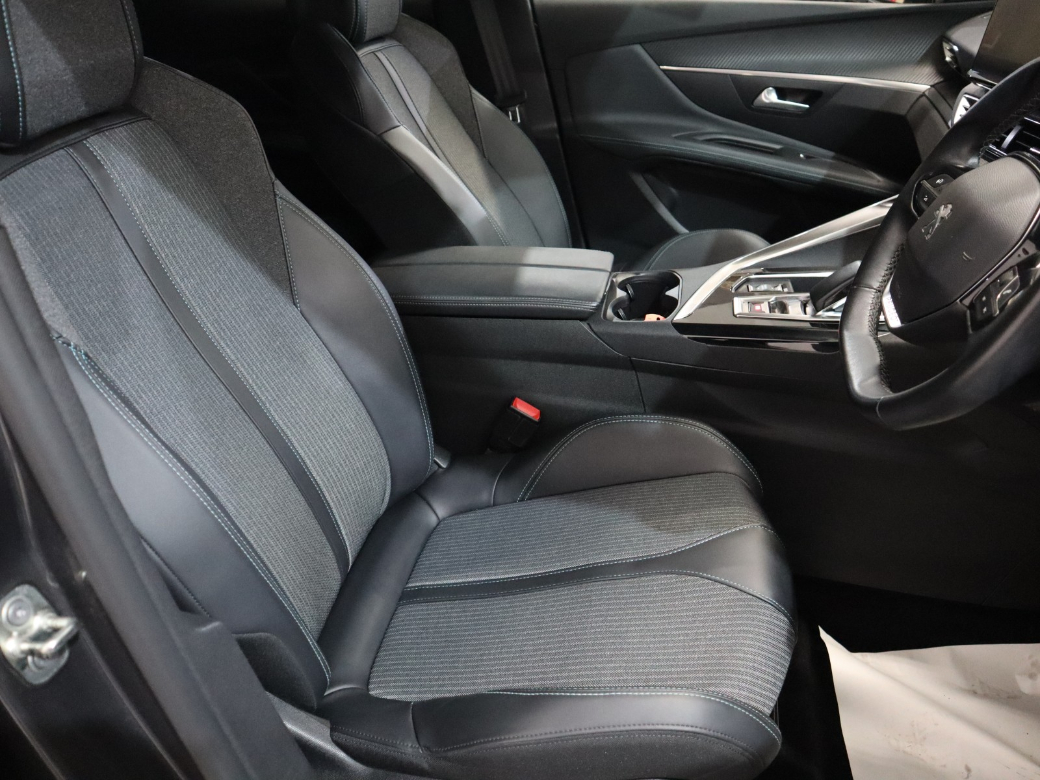 2022 Peugeot 3008