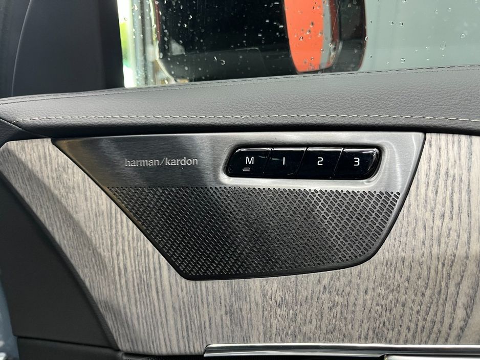 2023 Volvo XC90