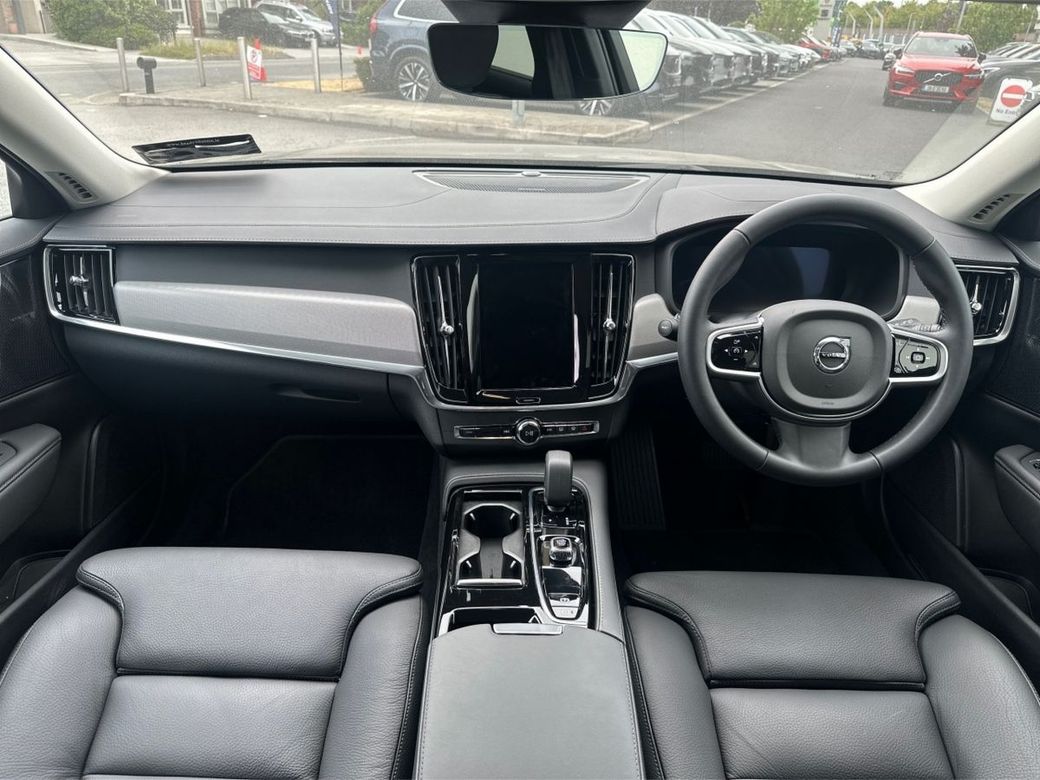 2026 Volvo V90