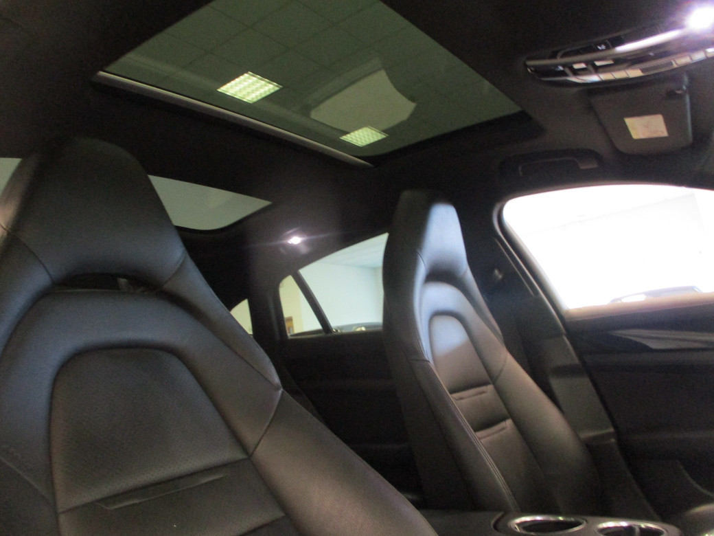 2017 Porsche Panamera