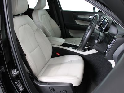 2020 Volvo XC40