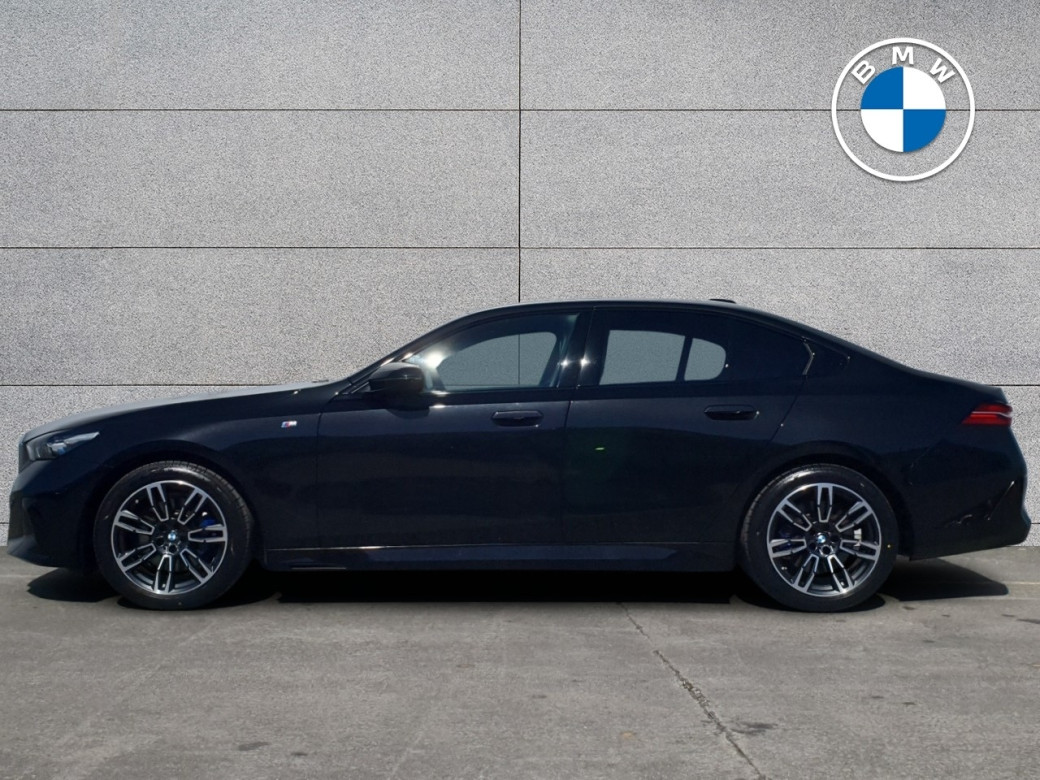 2024 BMW 520