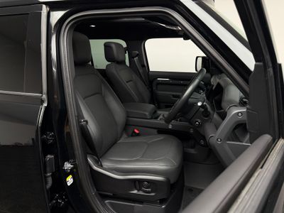 2025 Land Rover Defender
