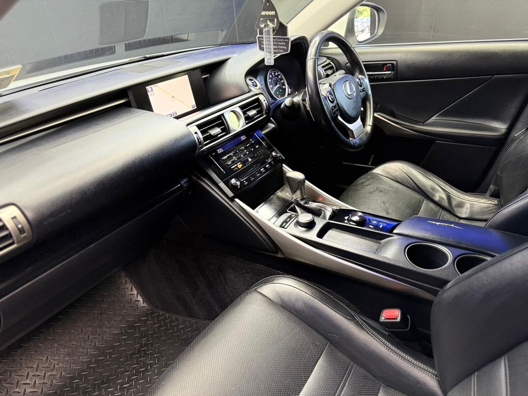 2015 Lexus IS