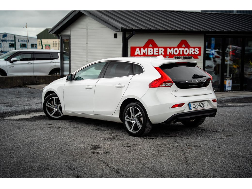 2016 Volvo V40