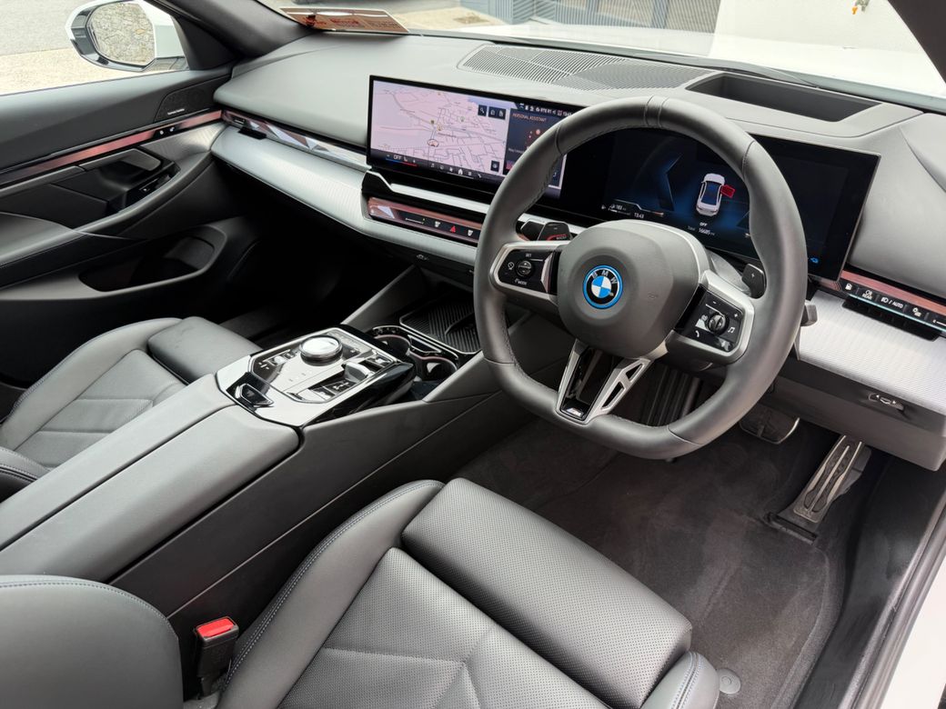 2025 BMW 5 Series