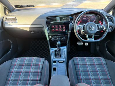 2018 Volkswagen Golf