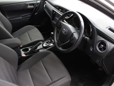 2017 Toyota Auris