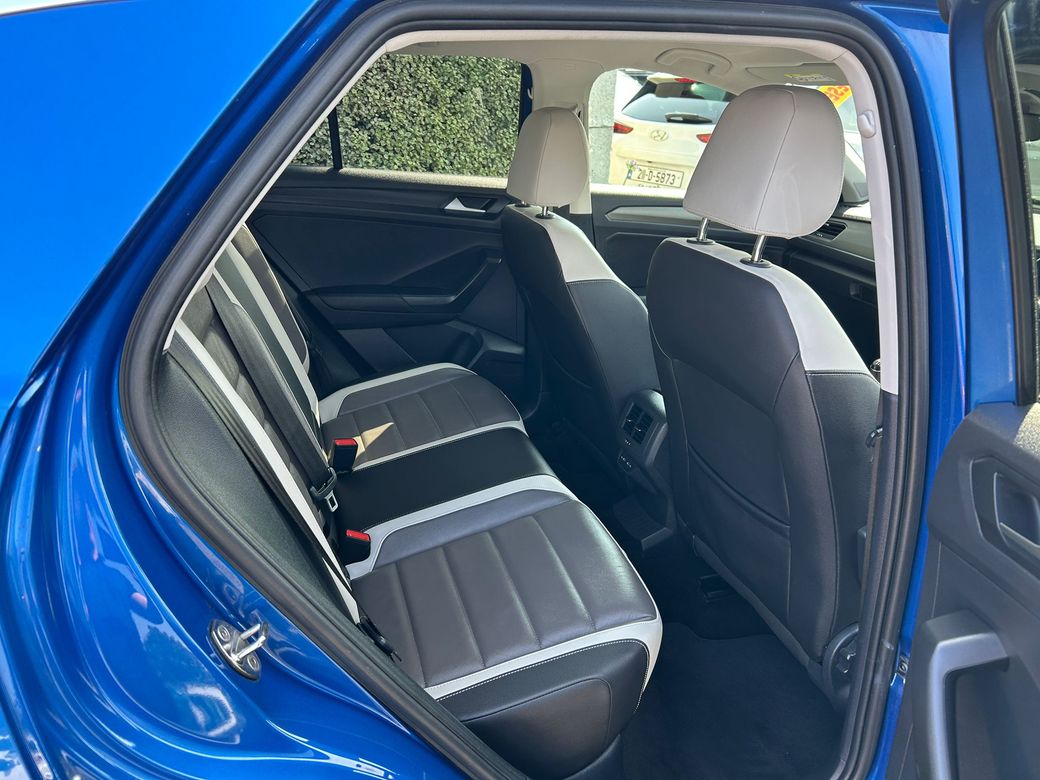 2022 Volkswagen T-Roc