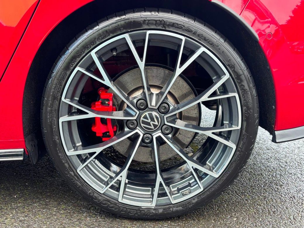 2025 Volkswagen Golf