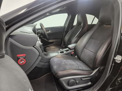 2013 Mercedes-Benz A 180