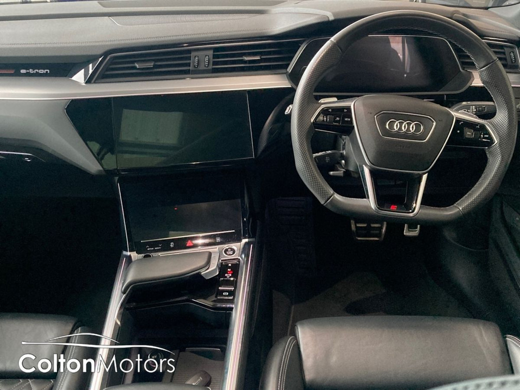 2024 Audi Q8