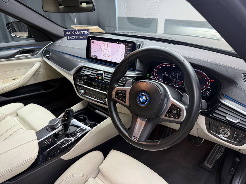 2022 BMW 5 Series