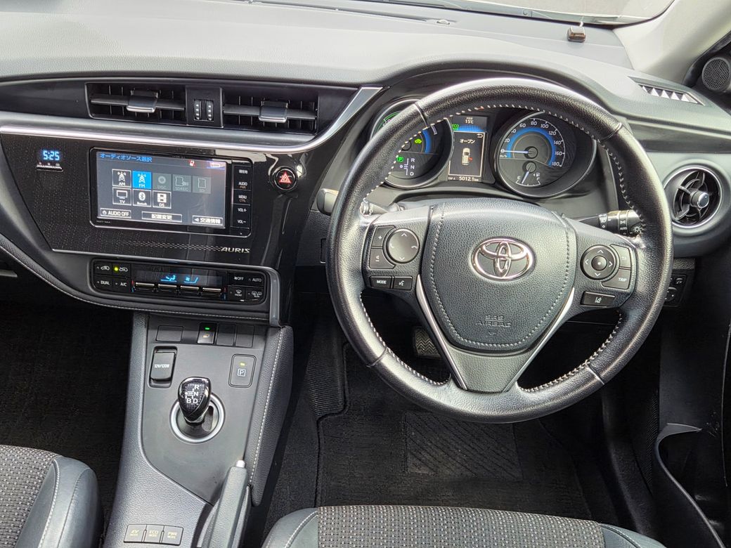 2016 Toyota Auris
