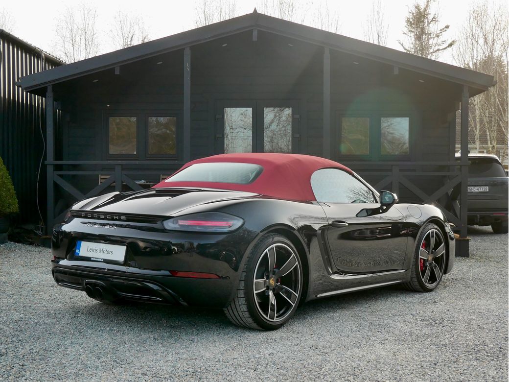 2026 Porsche Boxster