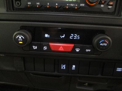 2024 Isuzu NPR