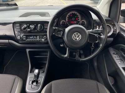 2016 Volkswagen up!