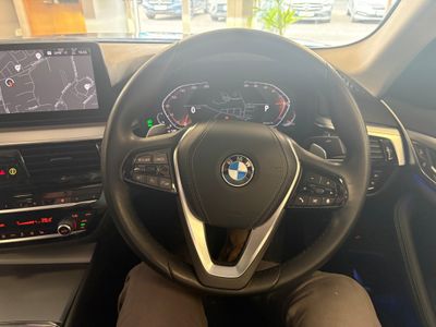2022 BMW 5 Series